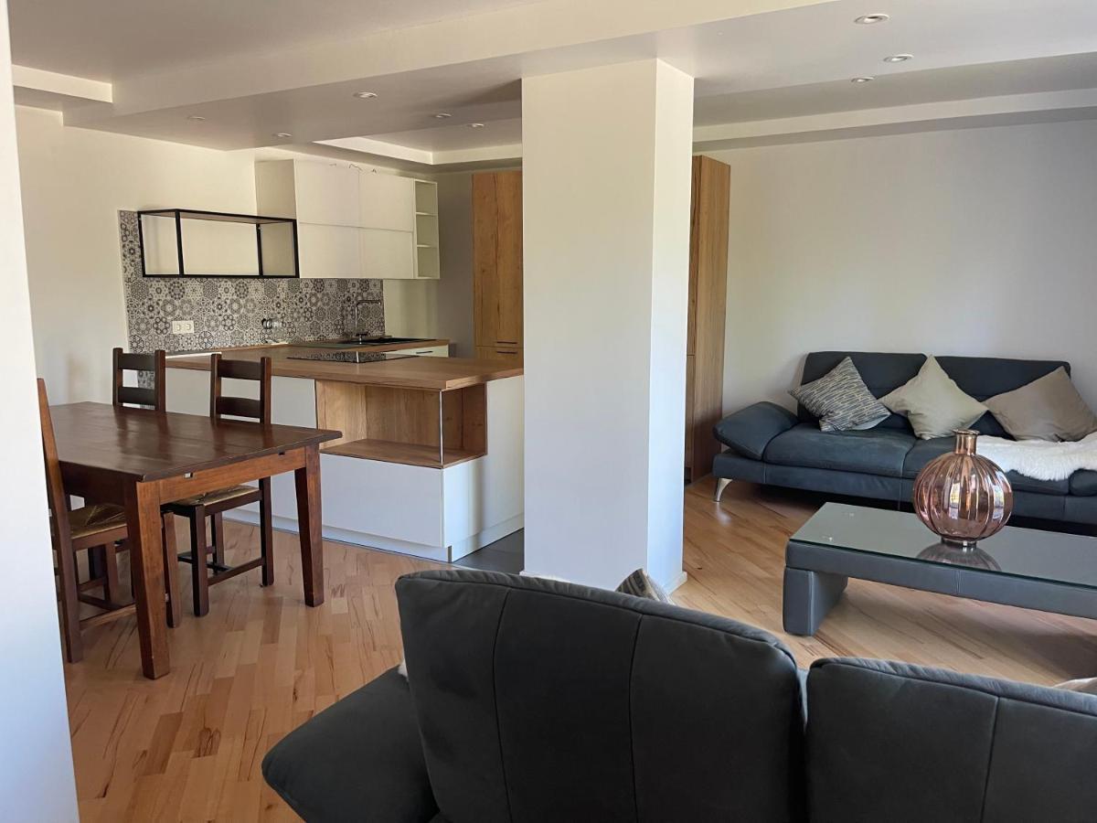 Moderne, Ruhige Ferienwohnung , Ideal Zum Abschalten Hadamar Exterior photo