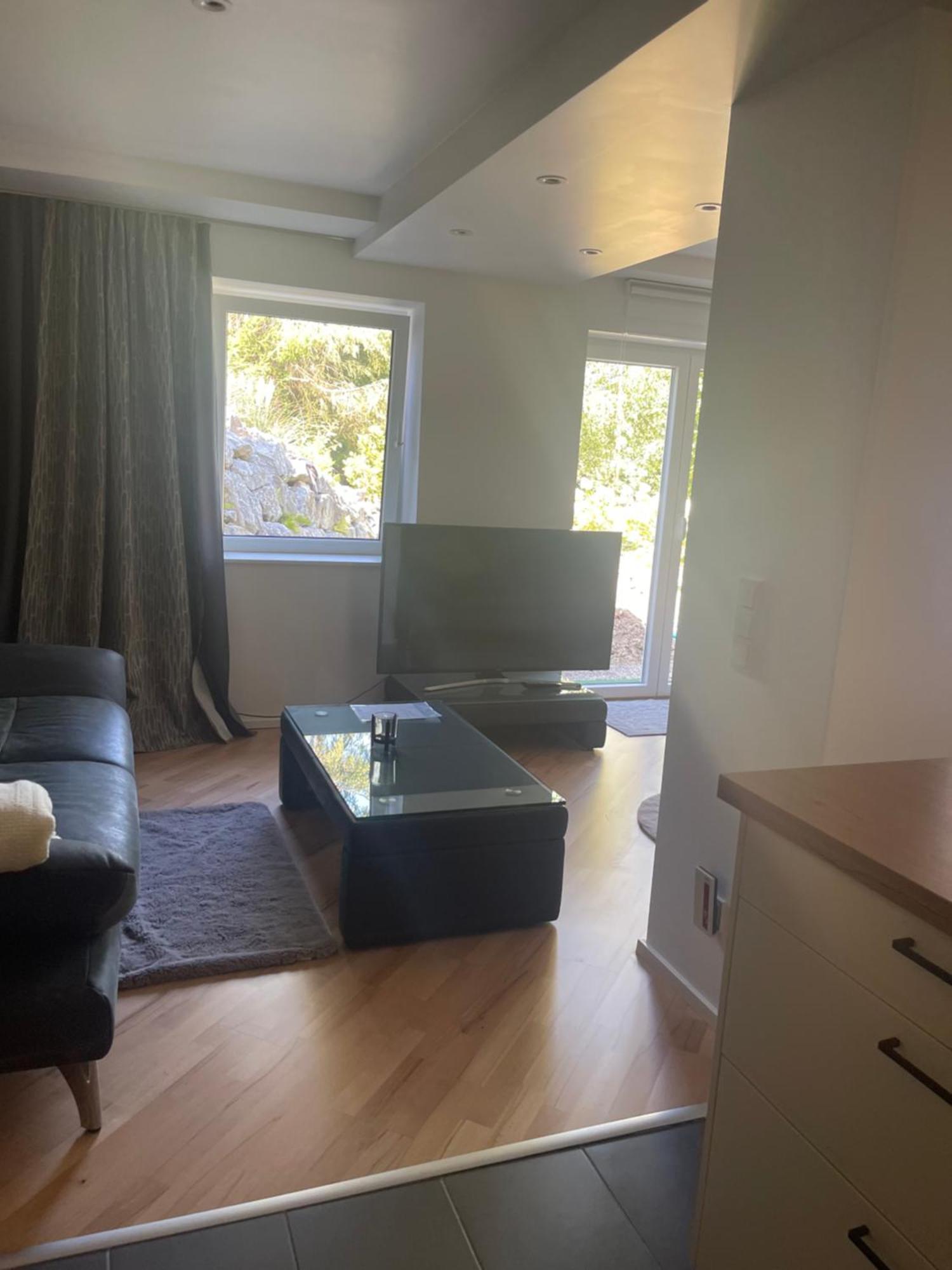 Moderne, Ruhige Ferienwohnung , Ideal Zum Abschalten Hadamar Exterior photo